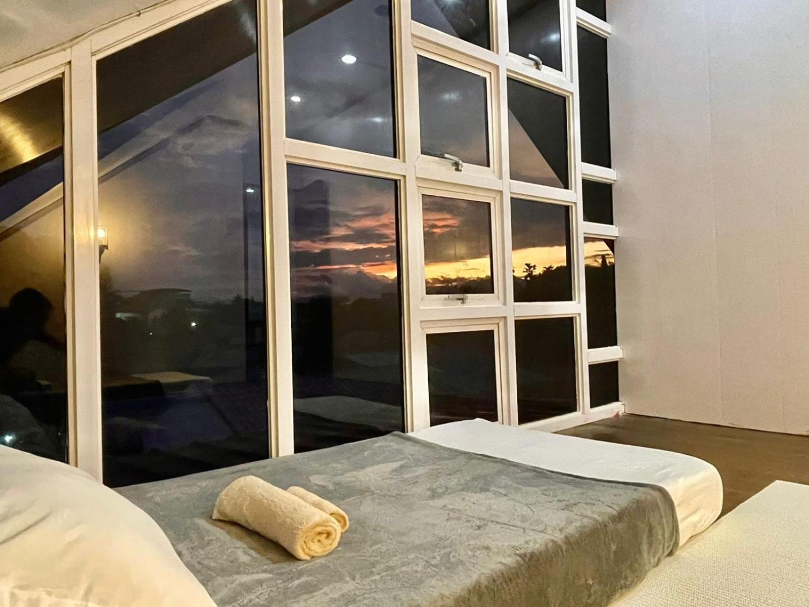 Trail Inn Puerto Princesa Екстериор снимка